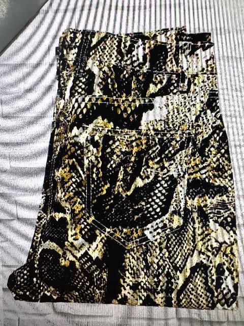 1★新品!◆送料無料!◆M~L相当◆激レアでオシャレ!◆ヘビ柄プリント*パンツ*スリムフィット*ストレッチ < 男性ファッション 1★新品!◆送料無料!◆M~L相当◆激レアでオシャレ!◆ヘビ柄プリント*パンツ*スリムフィット*ストレッチ < 男性ファッションの