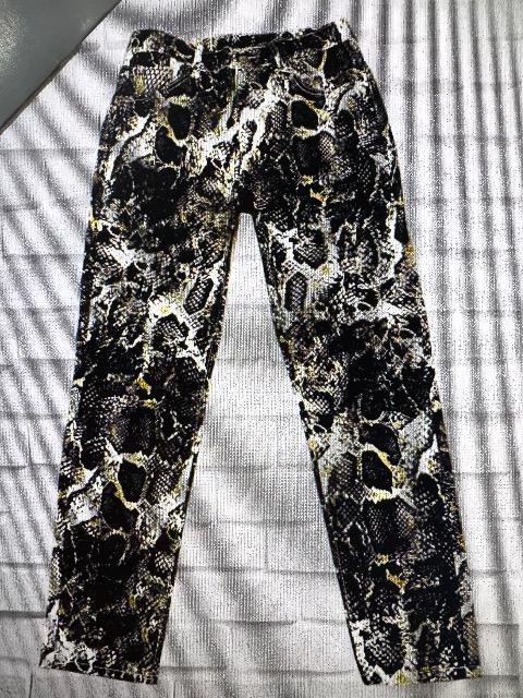 1★新品!◆送料無料!◆M~L相当◆激レアでオシャレ!◆ヘビ柄プリント*パンツ*スリムフィット*ストレッチ < 男性ファッション 1★新品!◆送料無料!◆M~L相当◆激レアでオシャレ!◆ヘビ柄プリント*パンツ*スリムフィット*ストレッチ < 男性ファッションの