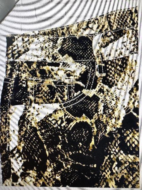 1★新品!◆送料無料!◆M~L相当◆激レアでオシャレ!◆ヘビ柄プリント*パンツ*スリムフィット*ストレッチ < 男性ファッション 1★新品!◆送料無料!◆M~L相当◆激レアでオシャレ!◆ヘビ柄プリント*パンツ*スリムフィット*ストレッチ < 男性ファッションの