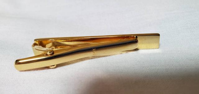 正規レア イヴサンローラン ヴィンテージ YSLロゴ シャイニーコンビ ネクタイピン タイクリップ タイ留め クラシック < ブランド  正規レア イヴサンローラン ヴィンテージ YSLロゴ シャイニーコンビ ネクタイピン タイクリップ タイ留め クラシック < ブランドの