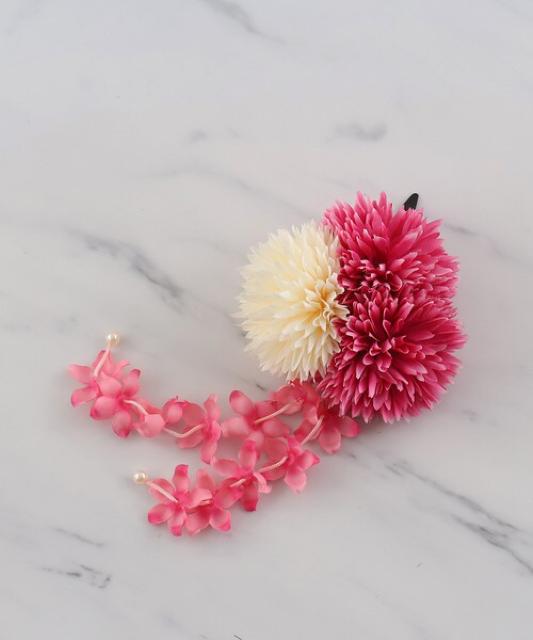 定価2,547円●大振りフラワー×揺れるフラワー●赤レッド●ゆかた館グレース●浴衣 成人式 結婚式ウェディング < 女性アクセサリー/時計  定価2,547円●大振りフラワー×揺れるフラワー●赤レッド●ゆかた館グレース●浴衣 成人式 結婚式ウェディング < 女性アクセサリー/時計の