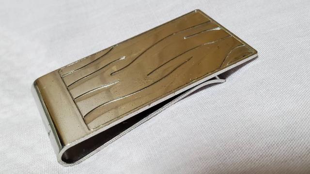 正規 激レア アルフレッドダンヒル  ゴシック トライバルマネークリップ メタルワイドウォレット 財布 クラシック < ブランド  正規 激レア アルフレッドダンヒル  ゴシック トライバルマネークリップ メタルワイドウォレット 財布 クラシック < ブランドの