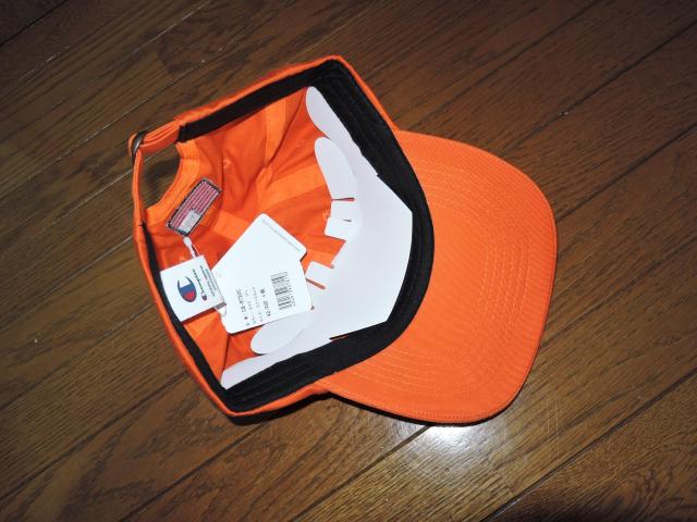 新品 Champion チャンピオン ロゴ刺繍 コットンツイル 6パネル キャップ オレンジ系 帽子 < ブランド  新品 Champion チャンピオン ロゴ刺繍 コットンツイル 6パネル キャップ オレンジ系 帽子 < ブランドの