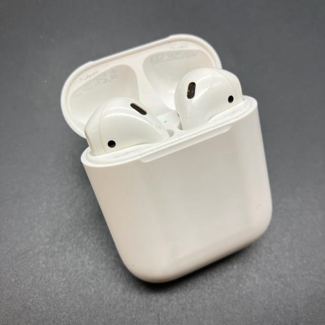 即決 Apple アップル AirPods ワイヤレスイヤホン 第二世代 < 家電/AV  即決 Apple アップル AirPods ワイヤレスイヤホン 第二世代 < 家電/AVの