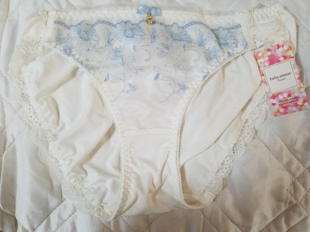 �V�i���g�p�^�O�t�� tutu anna; �`���`���A���i ���f�B�[�X�V���[�cM 