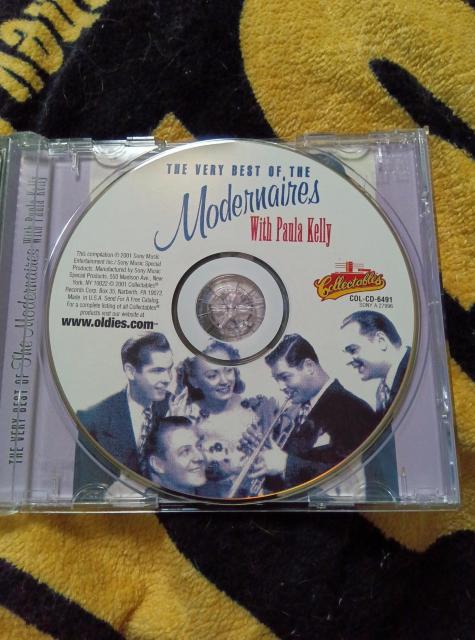 The Very Best of The Modernaires With Paula Kelly < CD/DVD/ビデオ  The Very Best of The Modernaires With Paula Kelly < CD/DVD/ビデオの