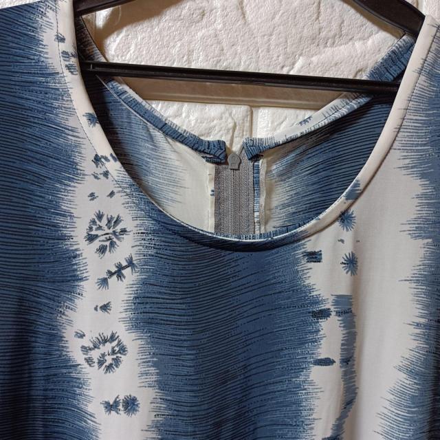 USED★後ジップ付涼し気なノースリーブ ロングワンピ < 女性ファッション  USED★後ジップ付涼し気なノースリーブ ロングワンピ < 女性ファッションの