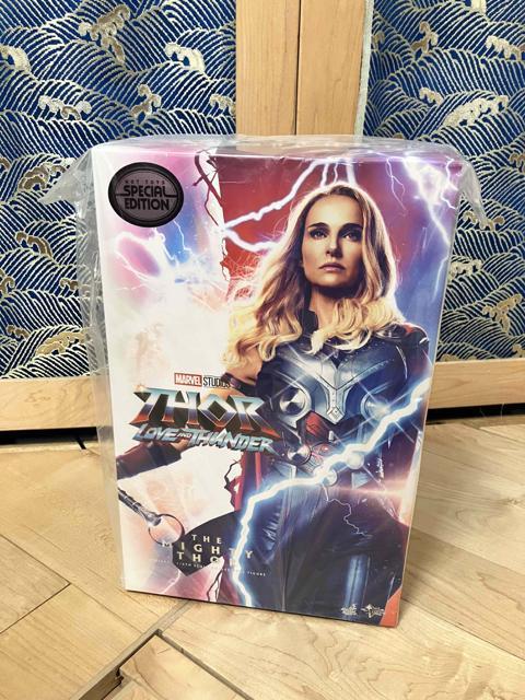 ホットトイズ MMS663b マイティ ソー Mighty Thor DX 1/6ボーナス付 フィギュア < ホビー ホットトイズ MMS663b マイティ ソー Mighty Thor DX 1/6ボーナス付 フィギュア < ホビーの