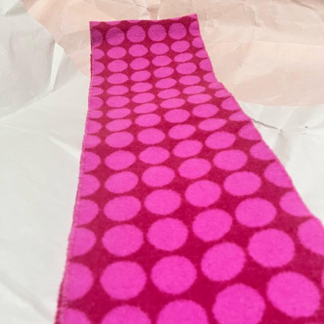 【JC DE CASTELBAJAC】 ピンク色 水玉模様 ラムウール マフラー < 女性ファッション 【JC DE CASTELBAJAC】 ピンク色 水玉模様 ラムウール マフラー < 女性ファッションの