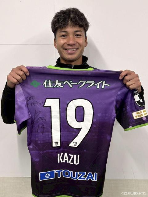 #19 シマブク カズヨシ 選手着用 直筆サイン入り 1st ユニフォーム 上下 < レジャー/スポーツ #19 シマブク カズヨシ 選手着用 直筆サイン入り 1st ユニフォーム 上下 < レジャー/スポーツの