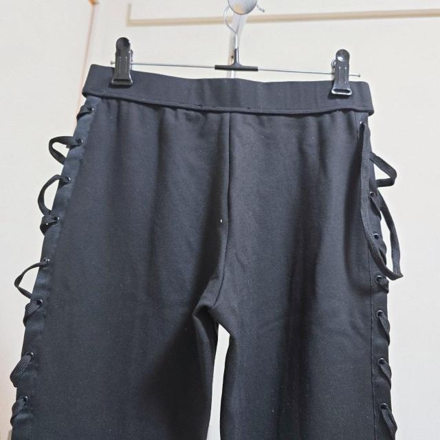 FENTY PUMA by Rihanna �X�g���b�`�p���c�@���[�X�A�b�v �� �u�����h�� 