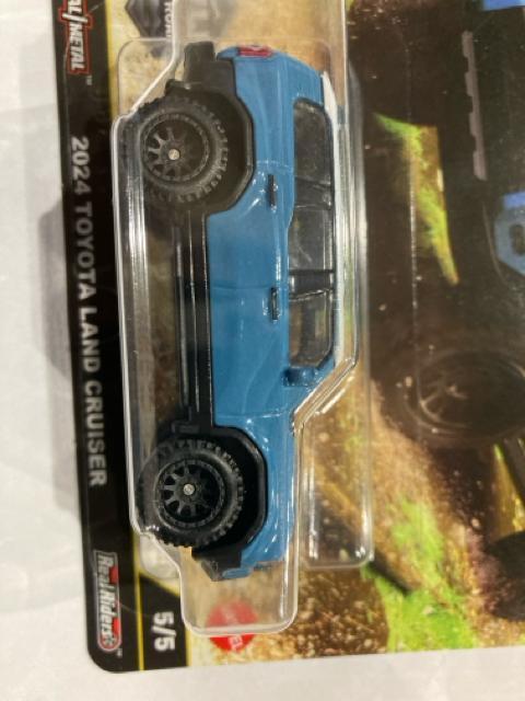 �z�b�g�E�B�[���@�J�[�J���E2024�g���^�@�����h�N���[�U�[(�����o�i�� �� �z�r�[�� 