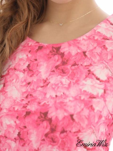 EmiriaWizNVJ[YsSVi^Ot  uh 