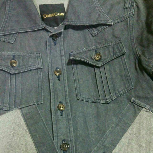 DRESSCAMP 半袖デニムシャツサイズ44グレー系ドレスキャンプデニムジャケット日本製服 < ブランド DRESSCAMP 半袖デニムシャツサイズ44グレー系ドレスキャンプデニムジャケット日本製服 < ブランドの