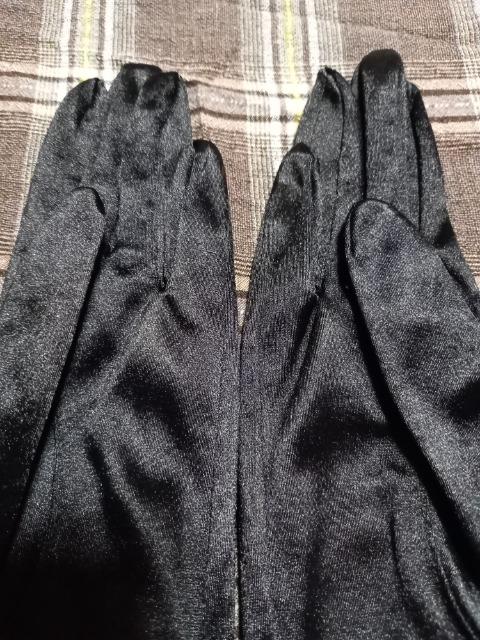 S 黒の手袋 < 女性ファッション  S 黒の手袋 < 女性ファッションの