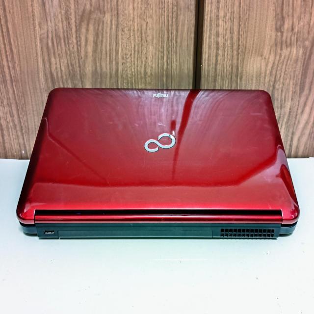 FUJITSU LIFEBOOK Corei7 8GB SSD256GB u[C WebJ Windows11  PC{/Ӌ@ 