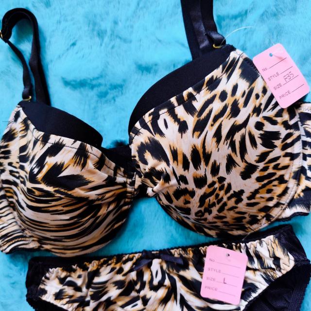 エロcool.。。F85×L。。レオパード豹柄ブラジャー&ショーツセット。。グラマー大きいサイズ 。。ヒョウ柄。。 < 女性ファッション  エロcool.。。F85×L。。レオパード豹柄ブラジャー&ショーツセット。。グラマー大きいサイズ 。。ヒョウ柄。。 < 女性ファッションの