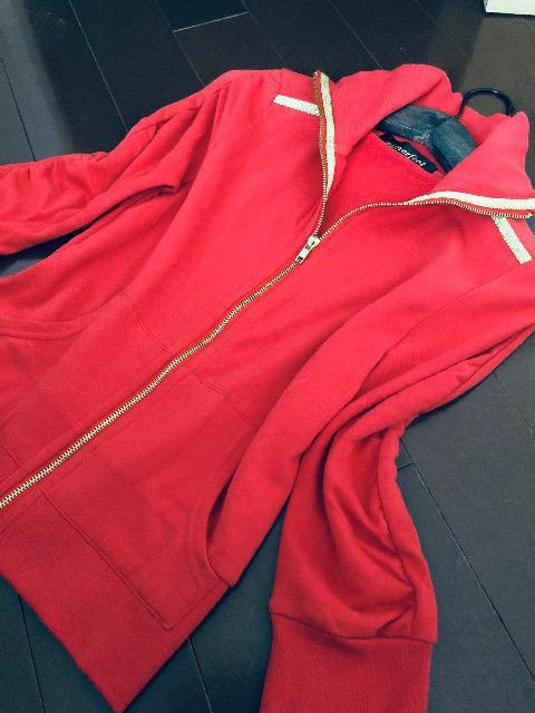 新品〈aimerfeel〉エメフィール ジップアップスウェットジャケ ハーフスリーブ(Mサイズ)RED < 女性ファッション  新品〈aimerfeel〉エメフィール ジップアップスウェットジャケ ハーフスリーブ(Mサイズ)RED < 女性ファッションの