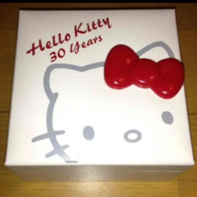 ハローキティ 腕時計 希少 30周年記念 サンリオ キティちゃん 限定腕時計 ウォッチ < 女性アクセサリー/時計 ハローキティ 腕時計 希少 30周年記念 サンリオ キティちゃん 限定腕時計 ウォッチ < 女性アクセサリー/時計の