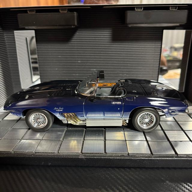 絶版未展示品 オートアート 1/18 コルベットMako Shark 1961 < ホビー  絶版未展示品 オートアート 1/18 コルベットMako Shark 1961 < ホビーの