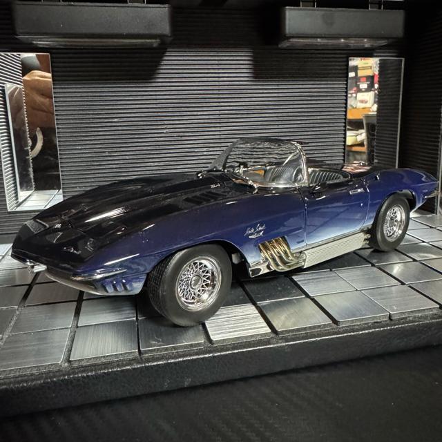 絶版未展示品 オートアート 1/18 コルベットMako Shark 1961 < ホビー  絶版未展示品 オートアート 1/18 コルベットMako Shark 1961 < ホビーの