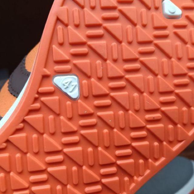 �V�i 25.5cm �����Y �X�j�[�J�[ �O���[ �I�����W �V���[�Y �C ���i�� �� �j���t�@�b�V������ 