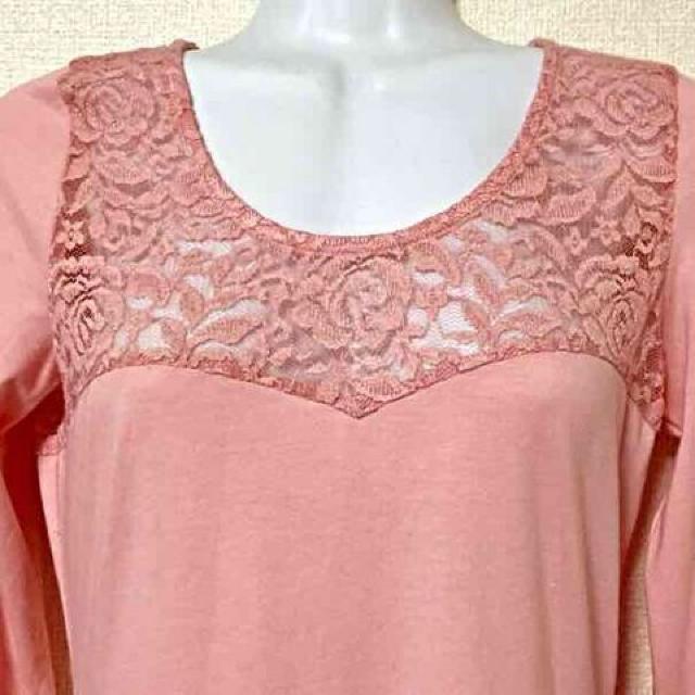 【新品】薔薇柄レース切替ストーングラデペプラムカットソー < 女性ファッション  【新品】薔薇柄レース切替ストーングラデペプラムカットソー < 女性ファッションの