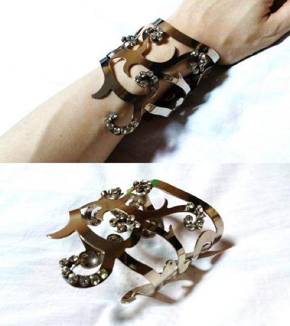 K A VERSACEFT[` SVbNoO Vo[~ ! uXbg GNXg[WL  uh 