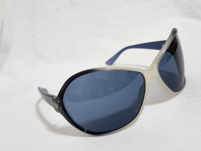 正規レア エンポリオアルマーニ イーグルロゴ レイヤードグラデーション サングラス シェル白〜青 リフレクションビッグフルフレーム < ブランド  正規レア エンポリオアルマーニ イーグルロゴ レイヤードグラデーション サングラス シェル白〜青 リフレクションビッグフルフレーム < ブランドの