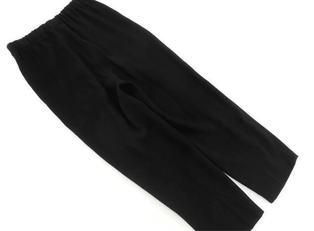 美品☆ADAM ET ROPE(アダムエロペ)タック入りテーパードパンツ☆ < ブランド  美品☆ADAM ET ROPE(アダムエロペ)タック入りテーパードパンツ☆ < ブランドの