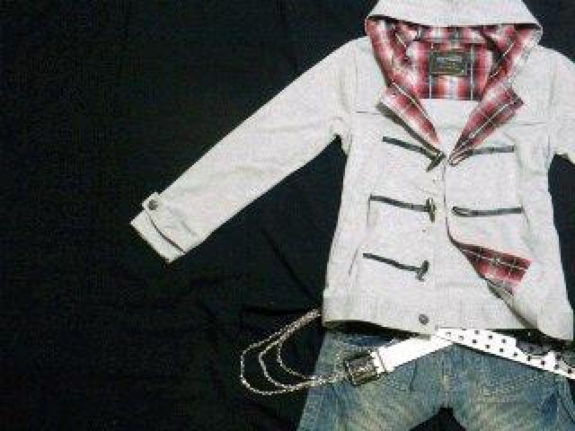 ●スタイリッシュ.キレカジ★フード裏チェック柄・ショート・ダッフルジャケット<グレーM> < 男性ファッション ●スタイリッシュ.キレカジ★フード裏チェック柄・ショート・ダッフルジャケット<グレーM> < 男性ファッションの