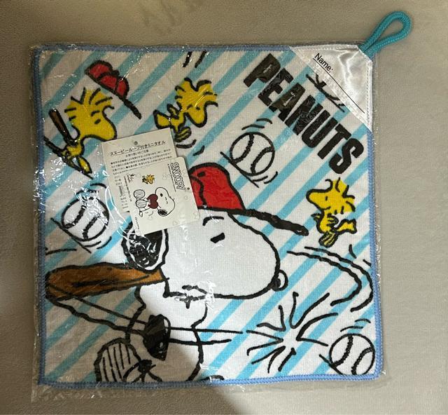 【新品未使用】スヌーピーSNOOPY ループ付きミニタオル < アニメ/コミック/キャラクター  【新品未使用】スヌーピーSNOOPY ループ付きミニタオル < アニメ/コミック/キャラクターの
