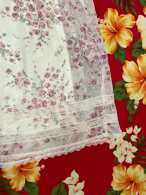 レストローズ☆可愛い小薔薇柄☆ホワイトシフォンチュニック☆ < ブランド レストローズ☆可愛い小薔薇柄☆ホワイトシフォンチュニック☆ < ブランドの