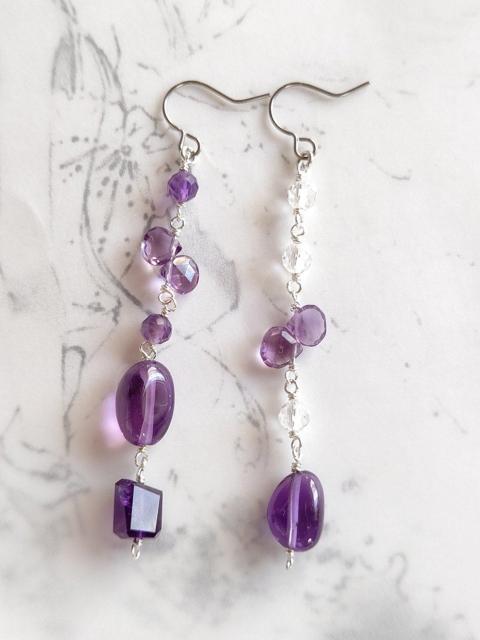 *アメジストのアシメピアス*SF 22075 < 女性ファッション  *アメジストのアシメピアス*SF 22075 < 女性ファッションの