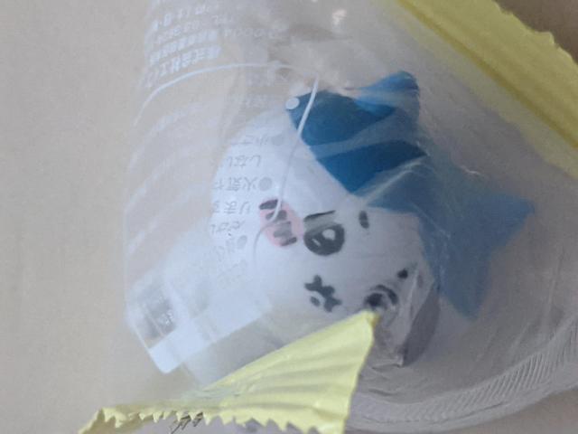 ちいかわ  インテリアミニフィギュア  ハチワレ < アニメ/コミック/キャラクター  ちいかわ  インテリアミニフィギュア  ハチワレ < アニメ/コミック/キャラクターの