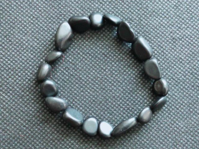 �V�����K�C�g�̃u���X�ł��B��_���ł��B�u�V�[���h�v�������^���u���^�ł��B