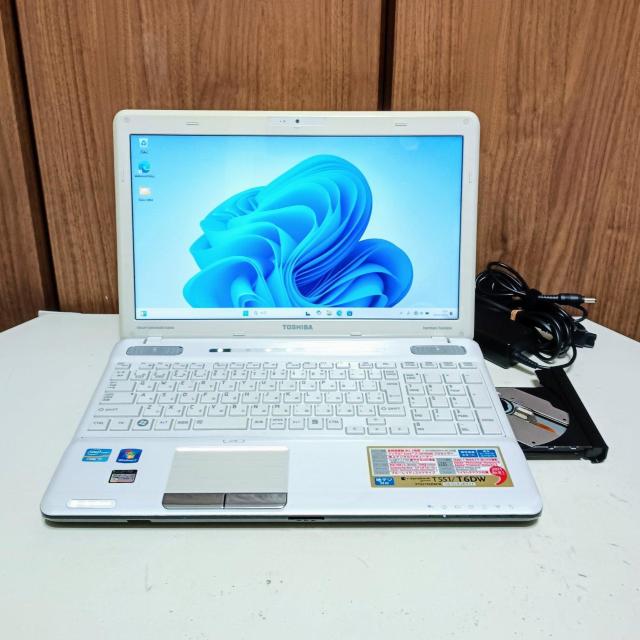 TOSHIBA dynabook Corei7 メモリ16GB SSD512GB ブルーレイ DVD Webカメラ Office < PC本体/周辺機器 TOSHIBA dynabook Corei7 メモリ16GB SSD512GB ブルーレイ DVD Webカメラ Office < PC本体/周辺機器の
