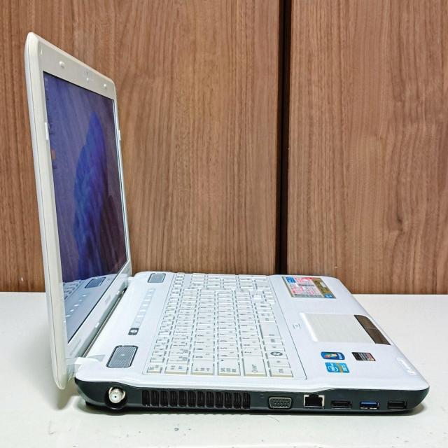 TOSHIBA dynabook Corei7 メモリ16GB SSD512GB ブルーレイ DVD Webカメラ Office < PC本体/周辺機器 TOSHIBA dynabook Corei7 メモリ16GB SSD512GB ブルーレイ DVD Webカメラ Office < PC本体/周辺機器の