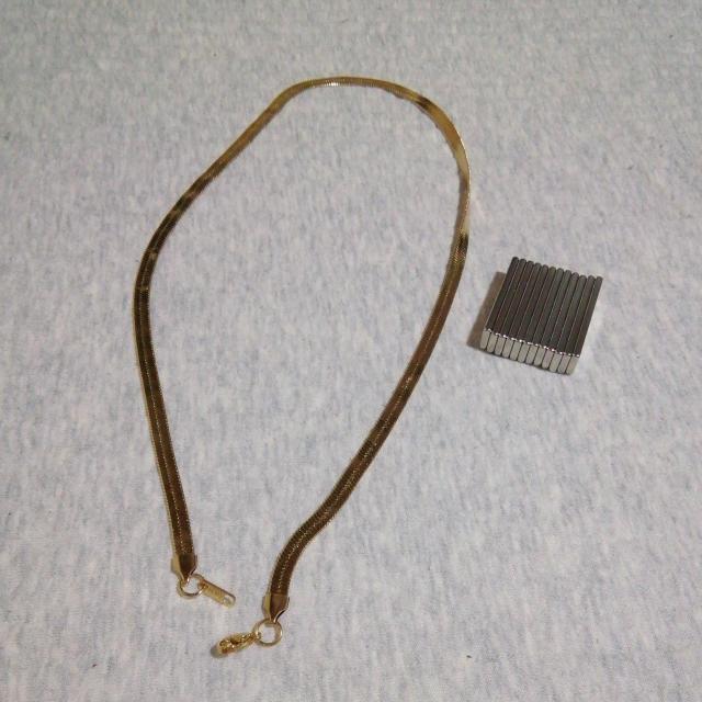 遺品整理 18k 刻印あり ゴールドネックレス メンズ レディース < 男性アクセサリー/時計 遺品整理 18k 刻印あり ゴールドネックレス メンズ レディース < 男性アクセサリー/時計の