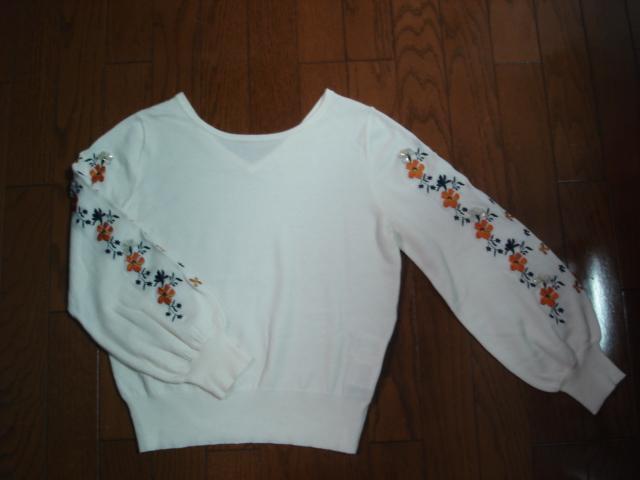 ★クイーンズコート 袖ビーズデザイン前後2wayニット★超激安! < ブランド ★クイーンズコート 袖ビーズデザイン前後2wayニット★超激安! < ブランドの