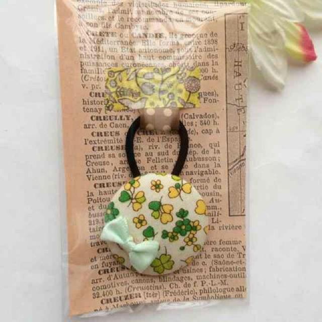 ハンドメイド ヘアゴム 特大 くるみボタン ナチュラル 森ガール < 女性ファッション  ハンドメイド ヘアゴム 特大 くるみボタン ナチュラル 森ガール < 女性ファッションの