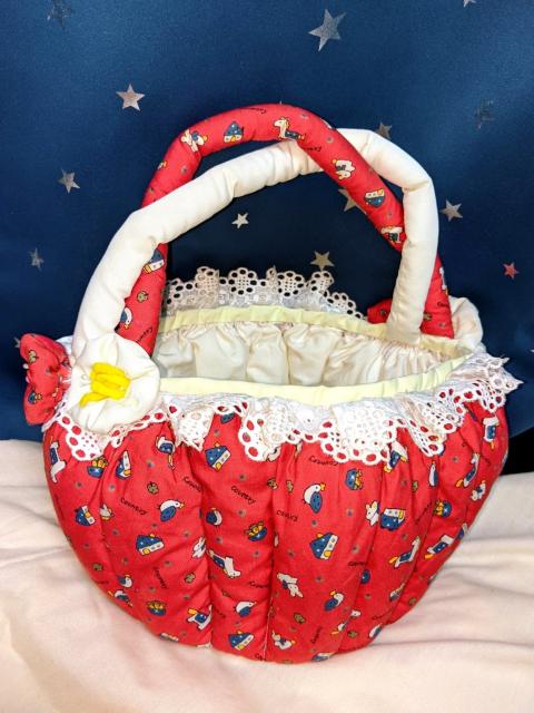 希少 レア 昭和 レトロ 布製 かご バッグ 赤 ファンシー カゴ < 女性ファッション  希少 レア 昭和 レトロ 布製 かご バッグ 赤 ファンシー カゴ < 女性ファッションの