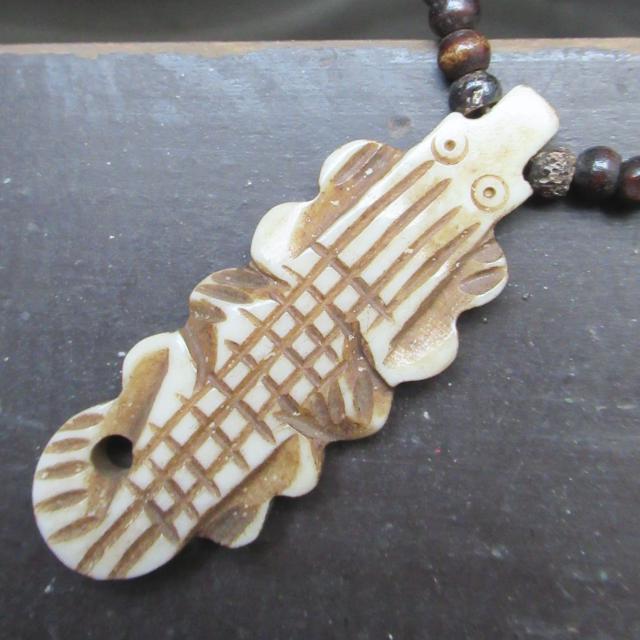 ワニ*バッファローボーン*ビーズネックレス < 女性アクセサリー/時計 ワニ*バッファローボーン*ビーズネックレス < 女性アクセサリー/時計の