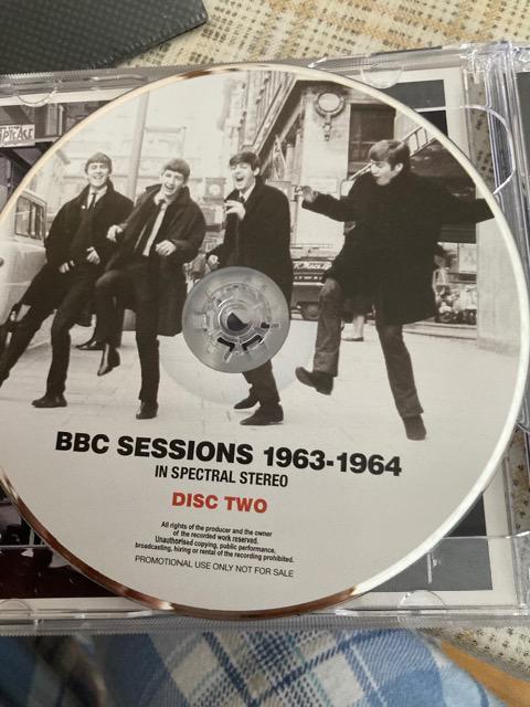 y[J[zNOIA 2g@THE BEATLES / BBC SESSIONS 1963-1964  ^gObY 