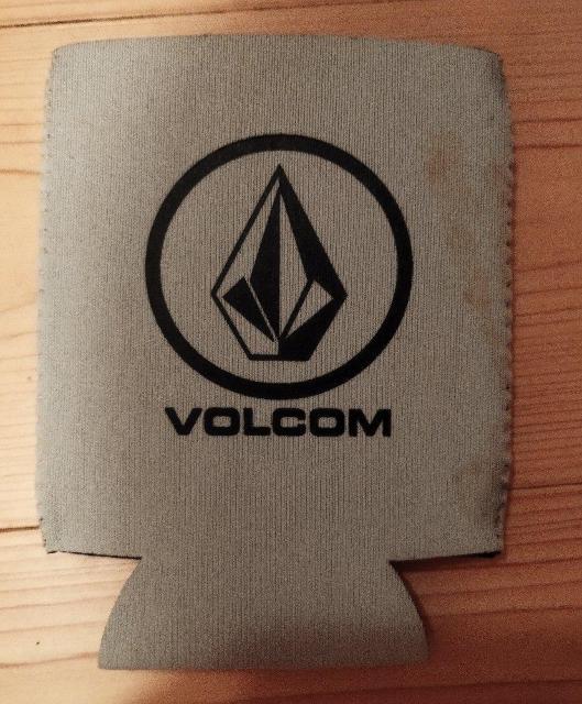 VOLCOM ノベルティ ペットボトルカバー 缶ホルダー < ホビー  VOLCOM ノベルティ ペットボトルカバー 缶ホルダー < ホビーの