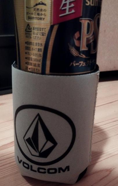 VOLCOM ノベルティ ペットボトルカバー 缶ホルダー < ホビー  VOLCOM ノベルティ ペットボトルカバー 缶ホルダー < ホビーの