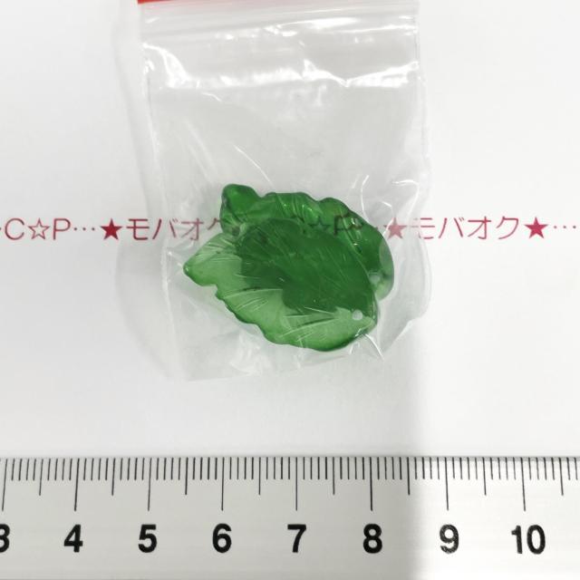 20*ガラスチャーム 2個 葉っぱ 24 < 女性ファッション  20*ガラスチャーム 2個 葉っぱ 24  < 女性ファッションの