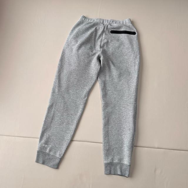 *美品訳あり【UNIQLO】レディース スウェット ジョガーパンツ M < ブランド *美品訳あり【UNIQLO】レディース スウェット ジョガーパンツ M < ブランドの