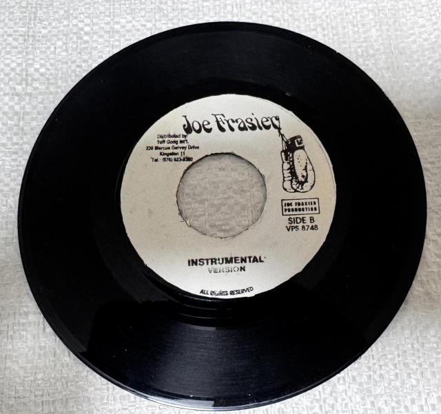 Sanchez - Frenzy / Instrumental Version (Joe Frasier VPS 6748) �� CD/DVD/�r�f�I�� 