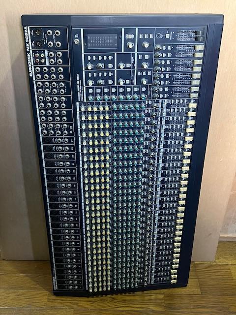 BEHRINGER EURODESK MX3282A�@�W�����N�@  �� �z�r�[�� 